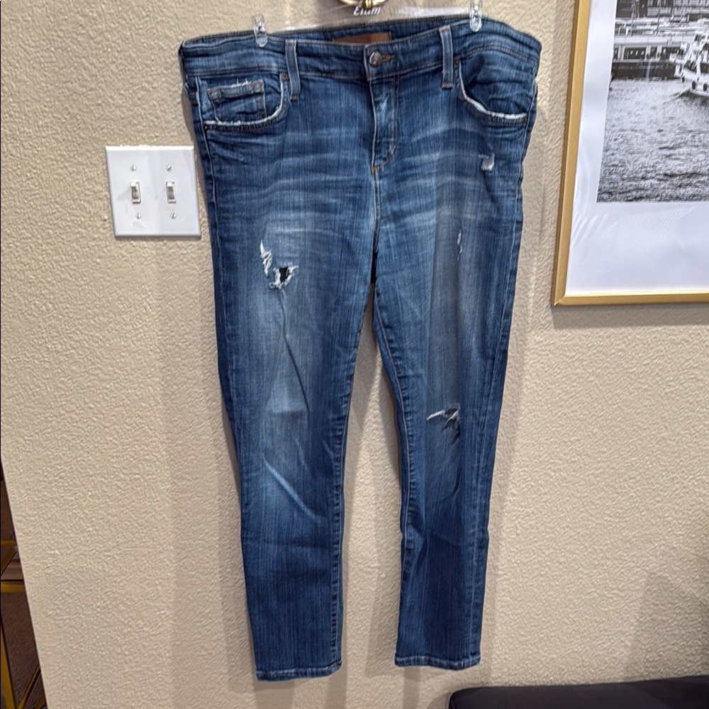 Joe's Jeans Blue ‘Easy Crop’ Distressed Denim